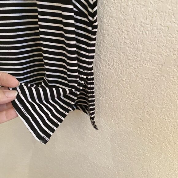 Chicos Weekends Top Womens 3 Black White Stripe‎ Tunic T-Shirt Asymmetrical Knit - Picture 9 of 11